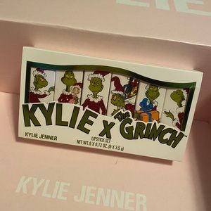 Kylie Cosmetics The Grinch Lipstick Set